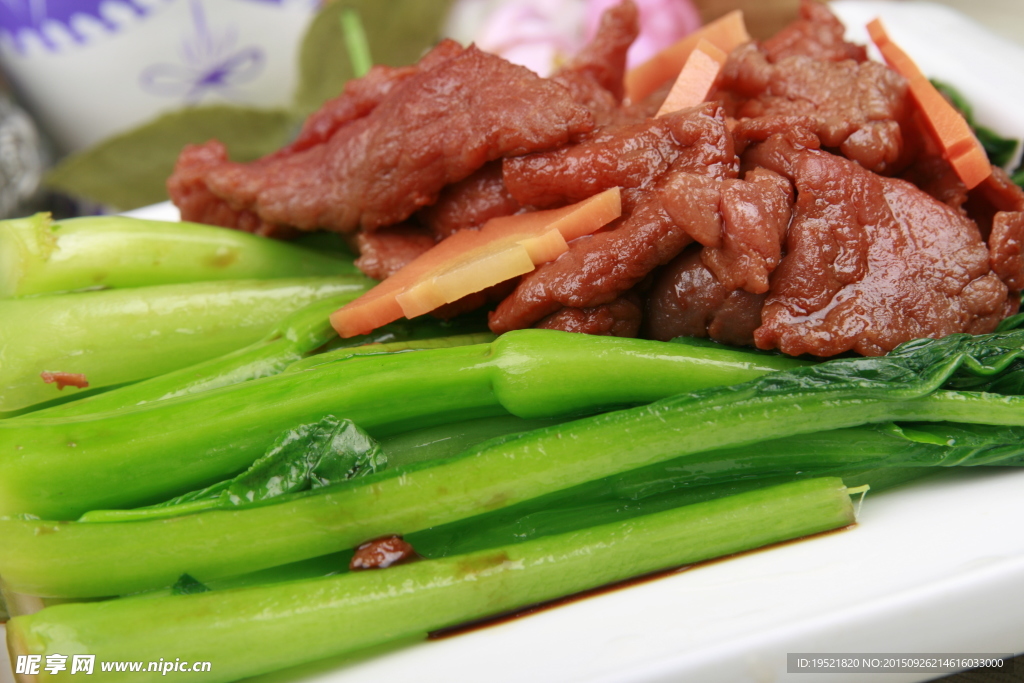 广东菜心炒牛肉
