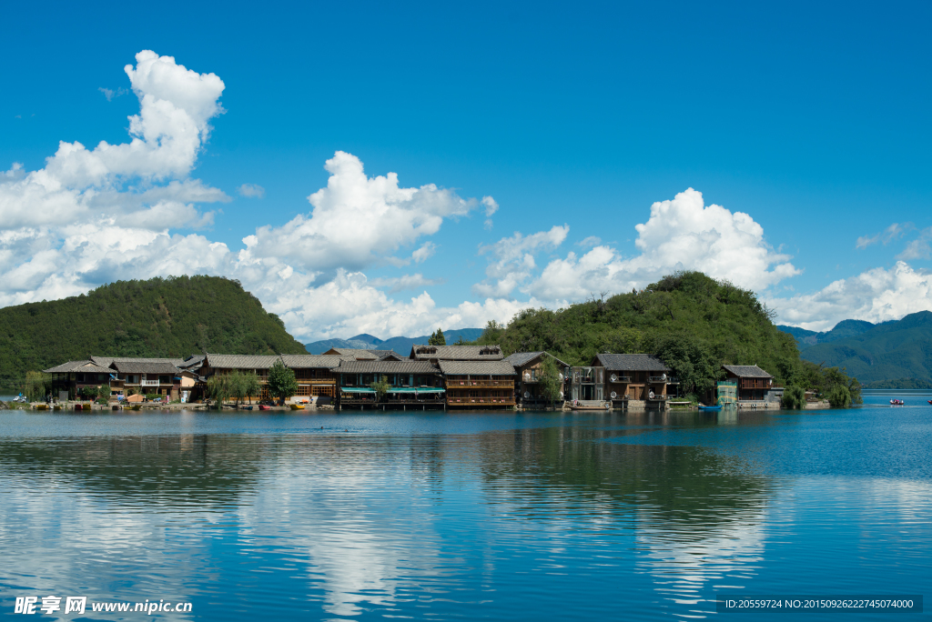 泸沽湖风光