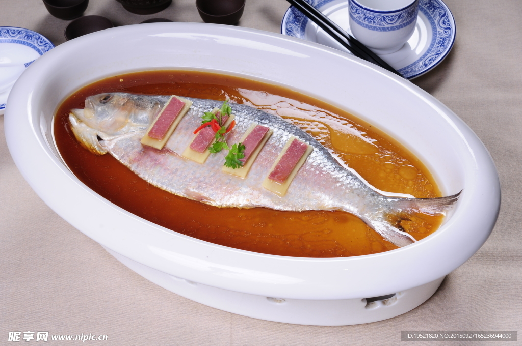 酒酿蒸鲥鱼