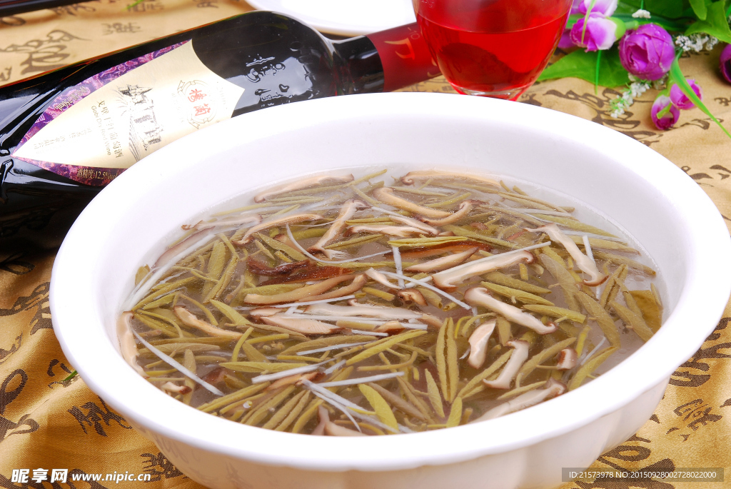 西湖莼菜汤
