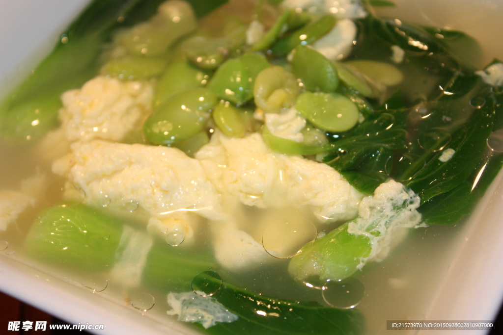 鲜蚕豆鸡蛋汤