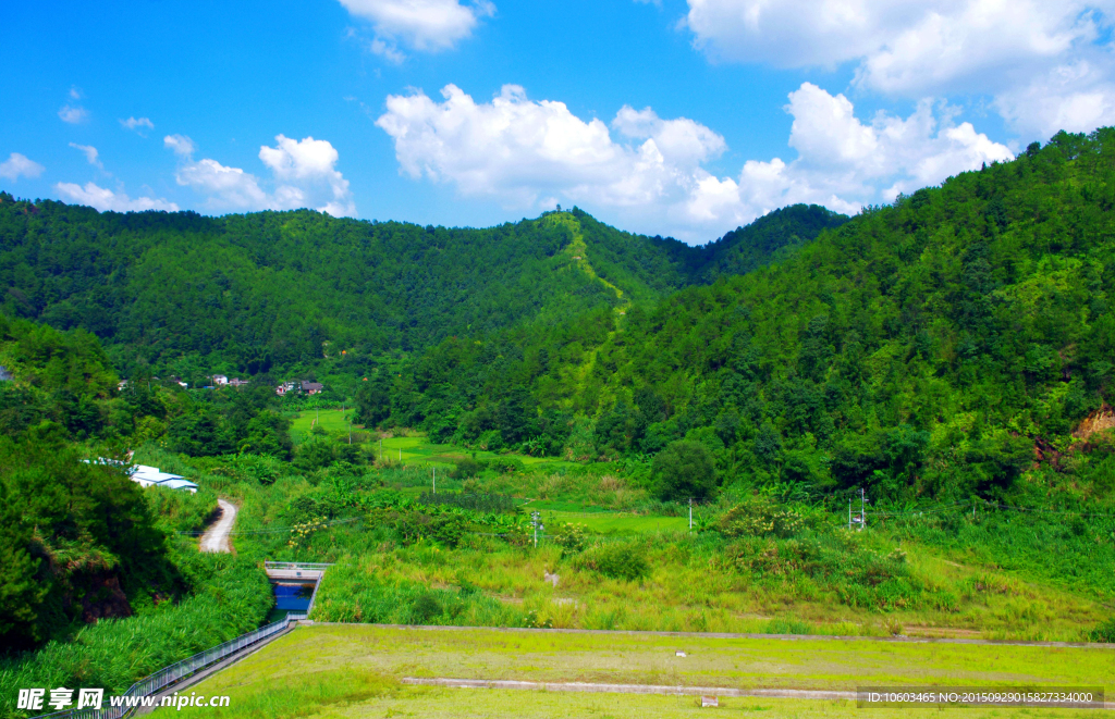 深山水库 山水风光