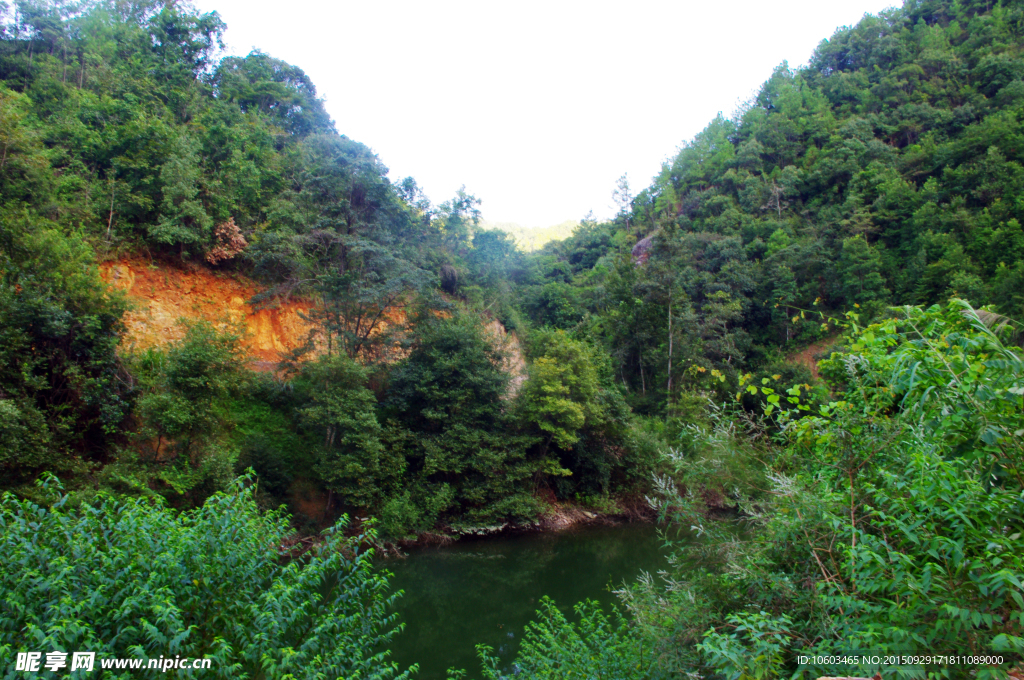 水库风光 水库古桥