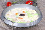 胜瓜群菇煮鱼腐