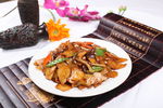 小黄蘑土豆片