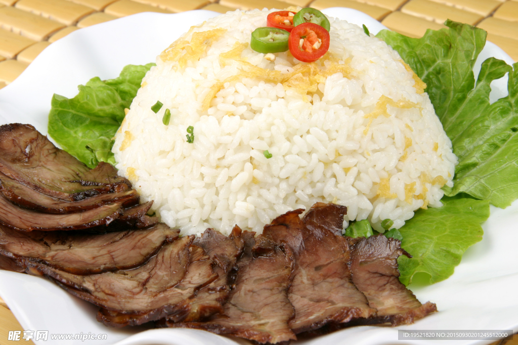 五香牛肉饭