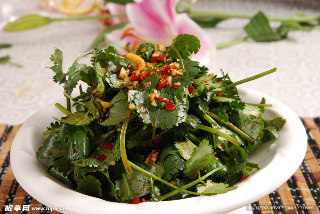 酸辣拌香菜