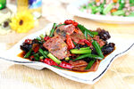香葱木耳拌牛肉