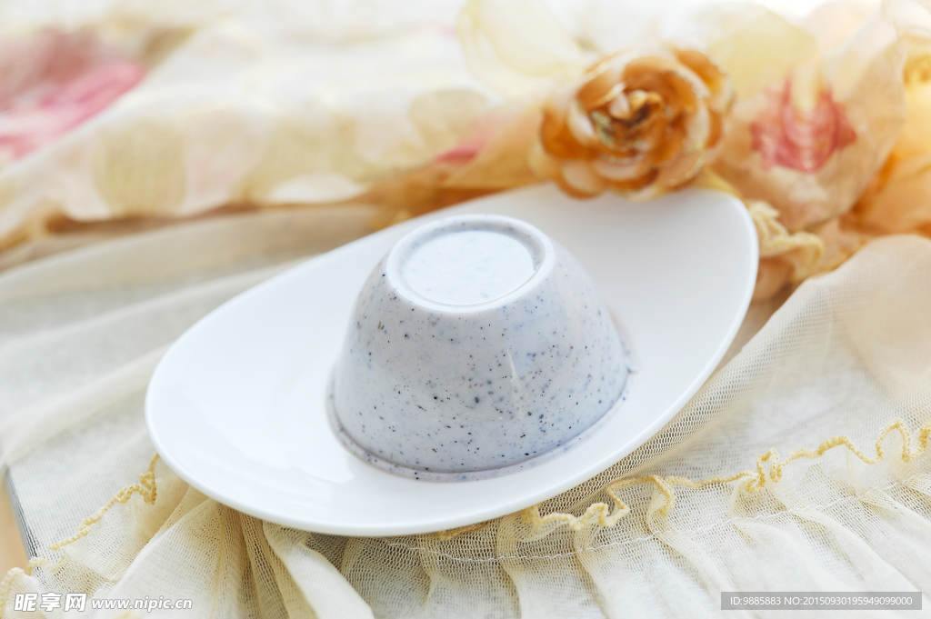 黑芝麻鲜奶酪