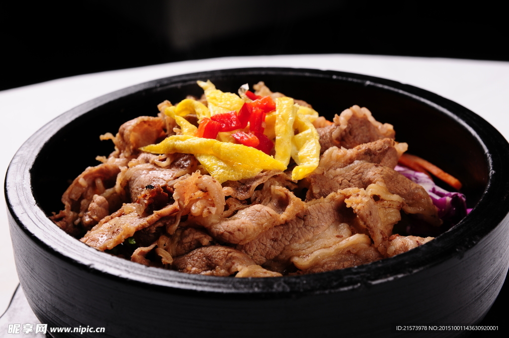 肥牛石锅饭