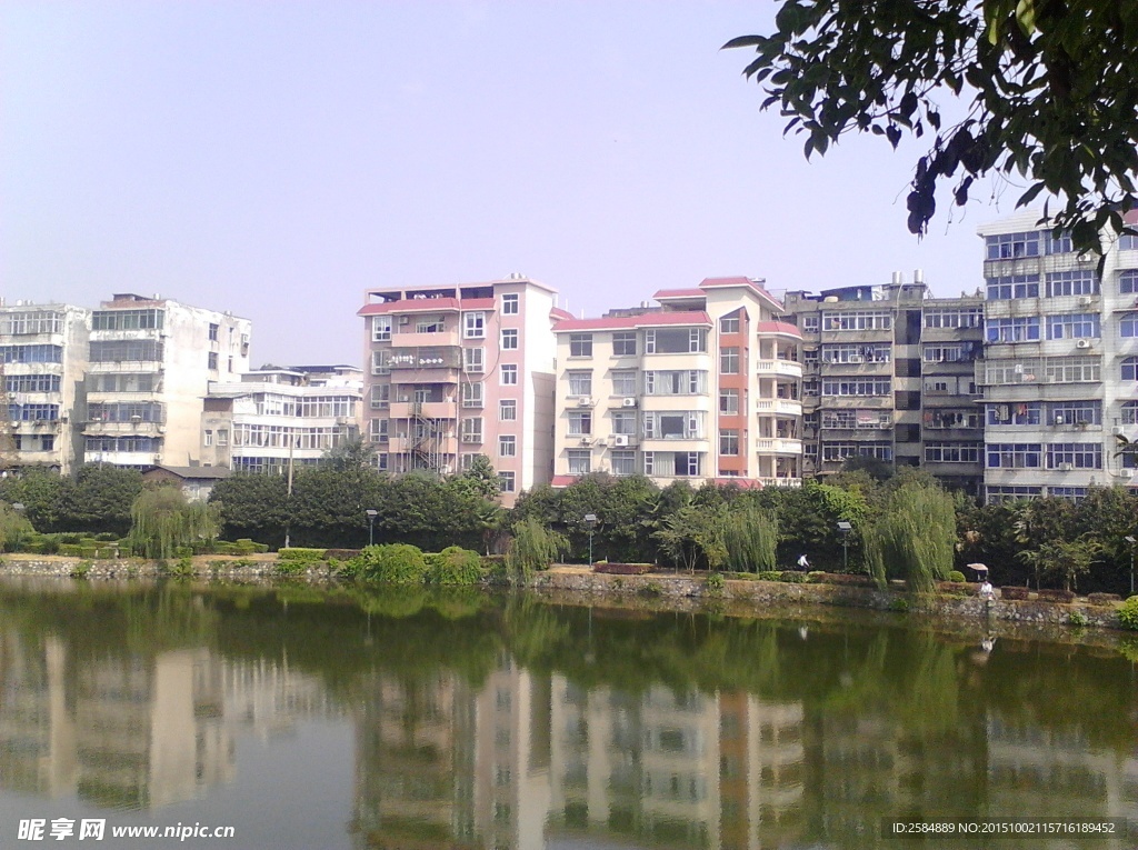 蓝天背景 湖背景图