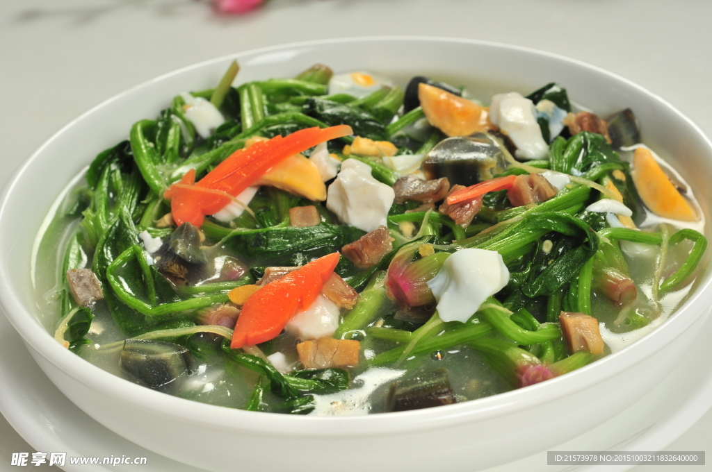 金银蛋咸鱼粒扒菠菜