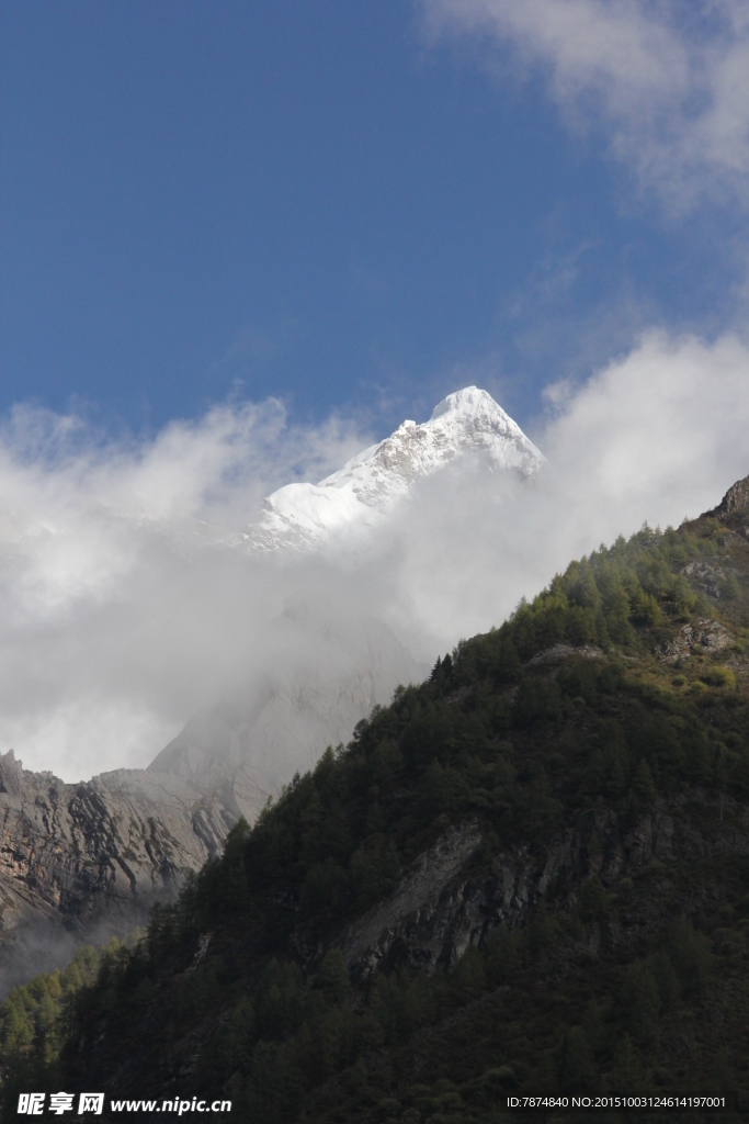 四姑娘山