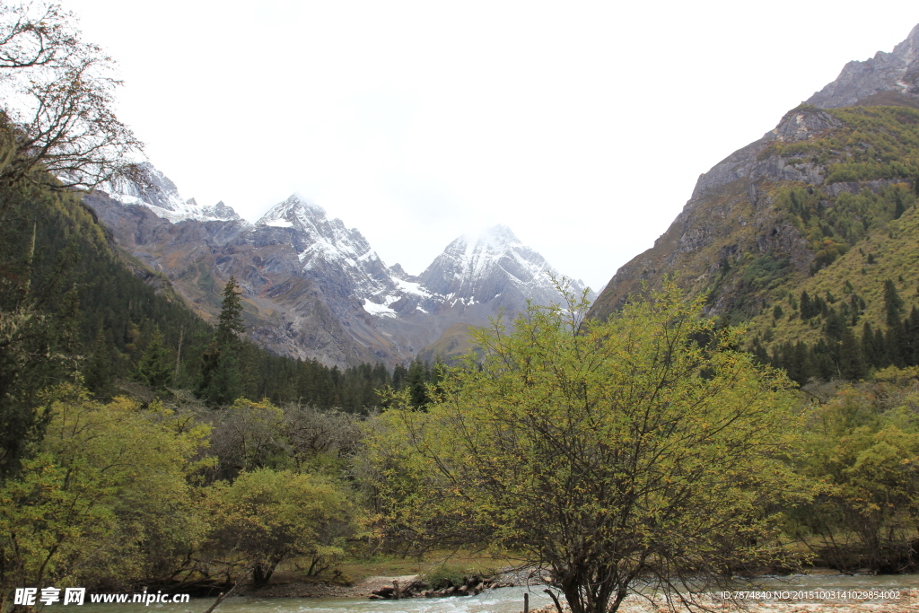 四姑娘山