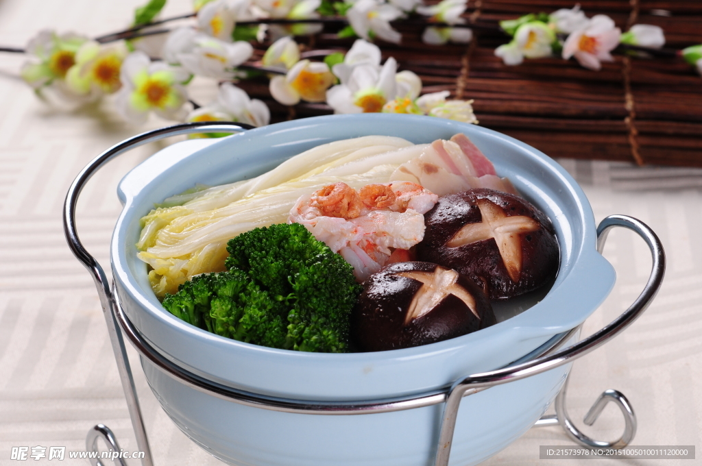 浓汤海味蔬菜煲