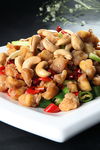 香辣鸡中宝腰果