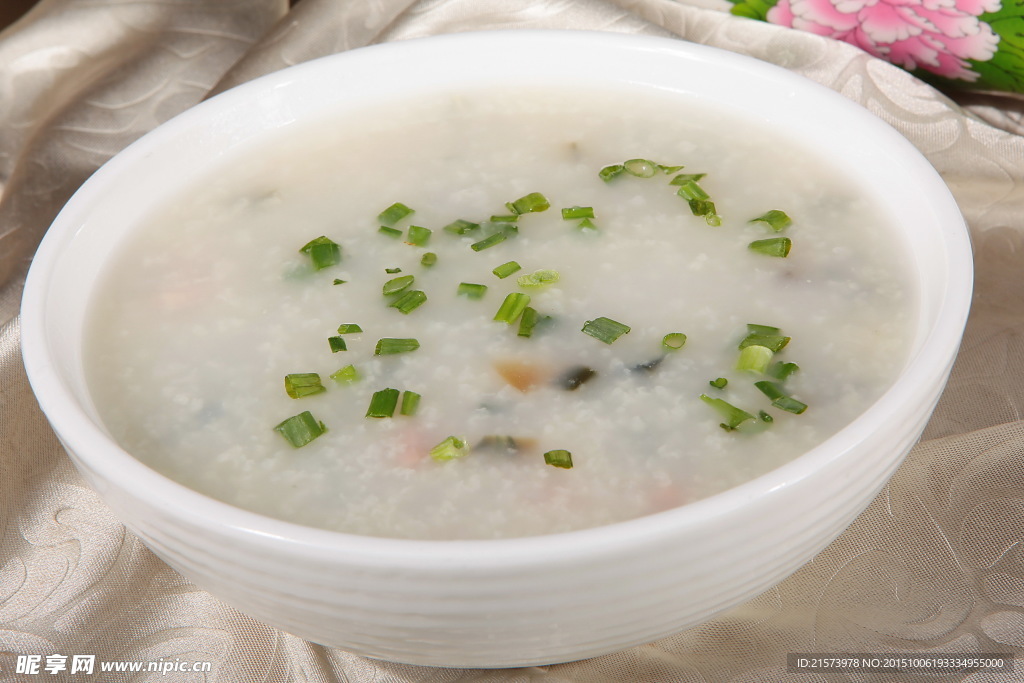 皮蛋瘦肉粥好