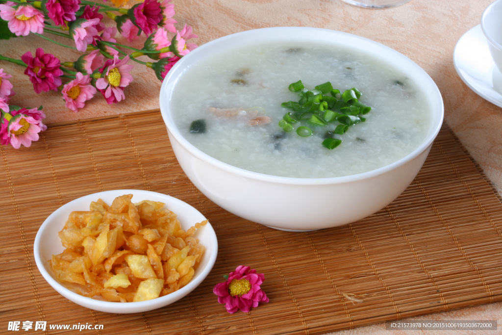 皮蛋瘦肉粥