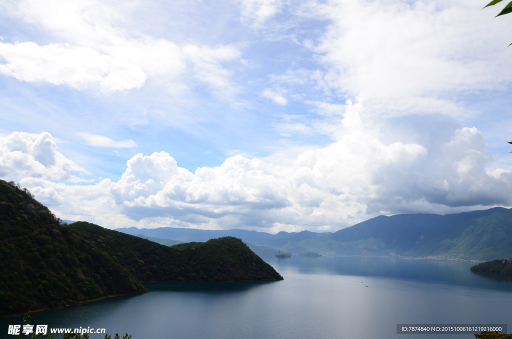 泸沽湖风光