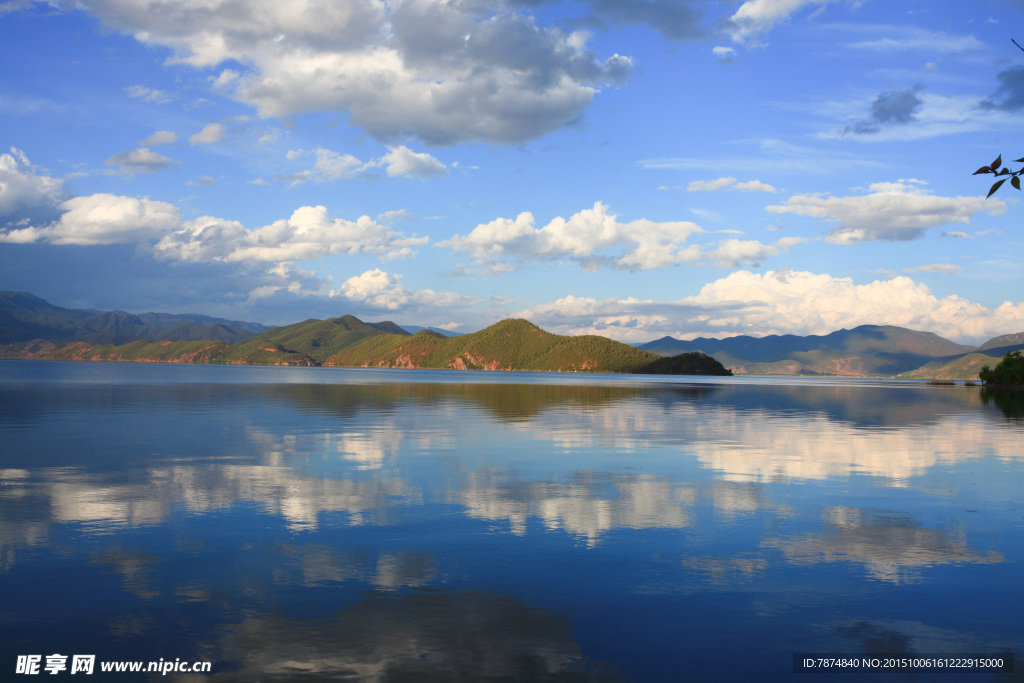 泸沽湖风光