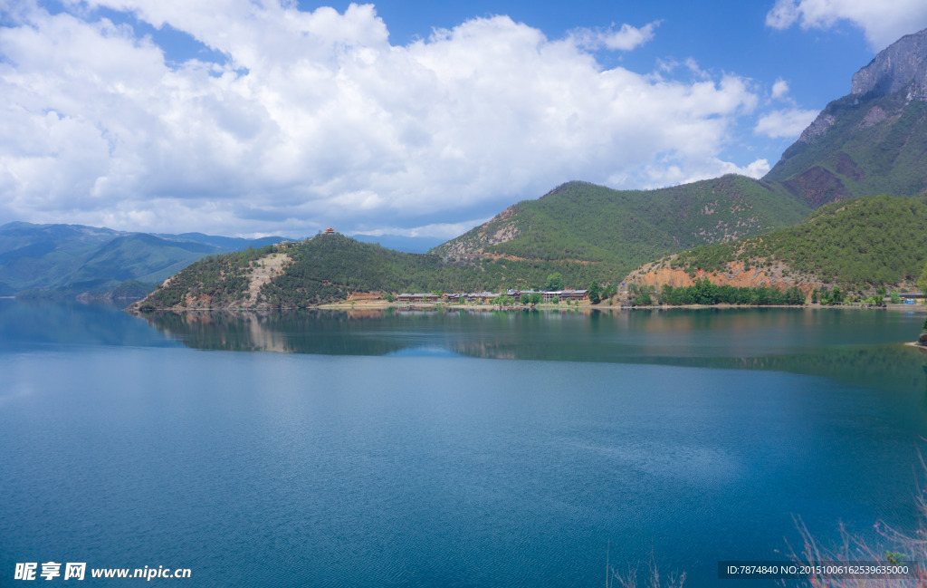 泸沽湖风光