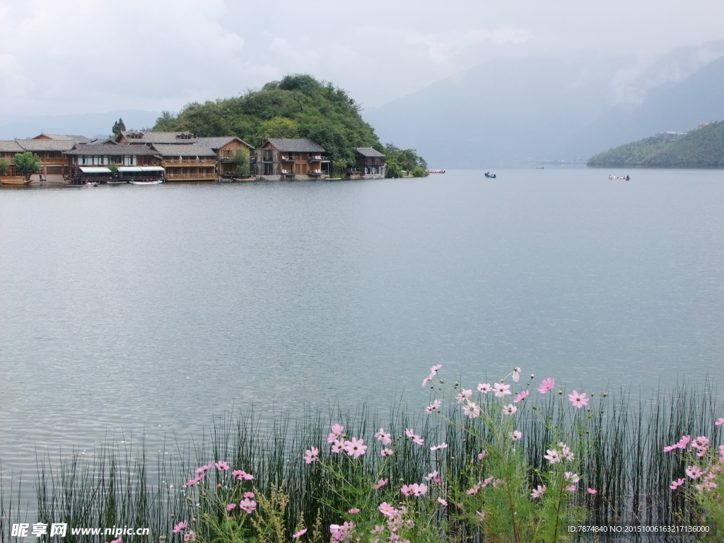 泸沽湖风光