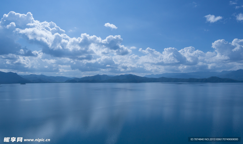 泸沽湖风光