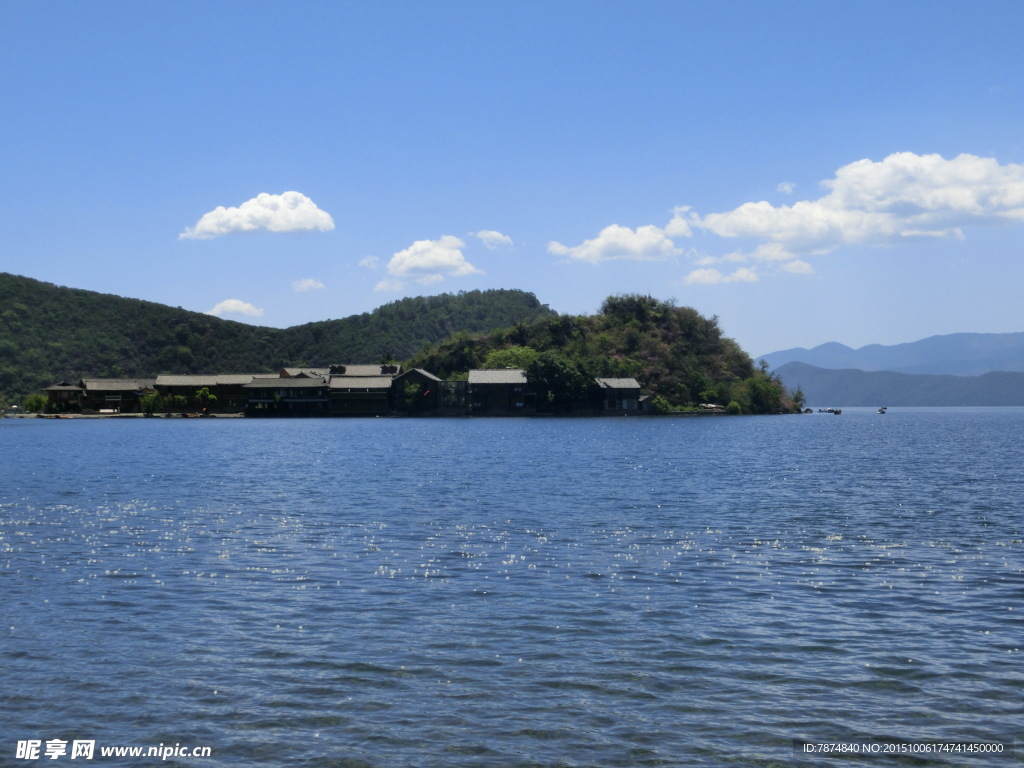 泸沽湖风光