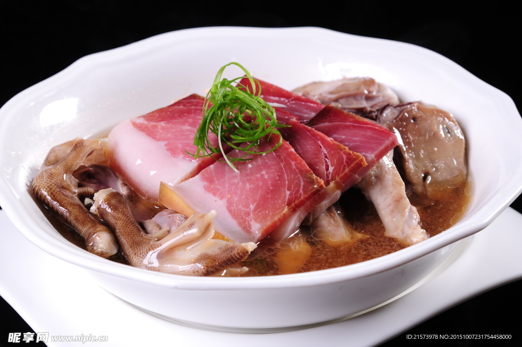 火腿蒸野鸭