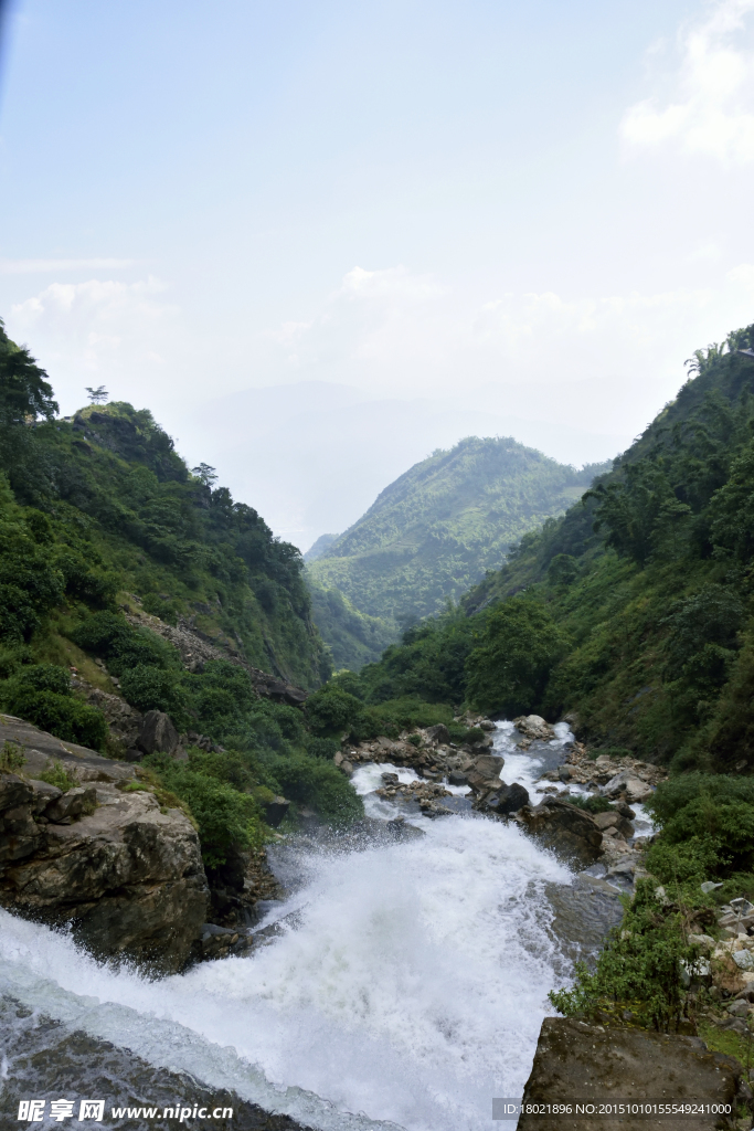 河流