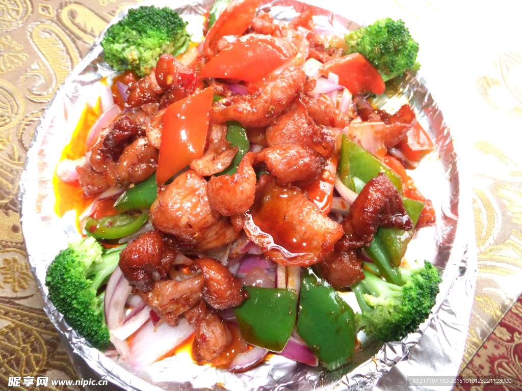 铁板松板肉