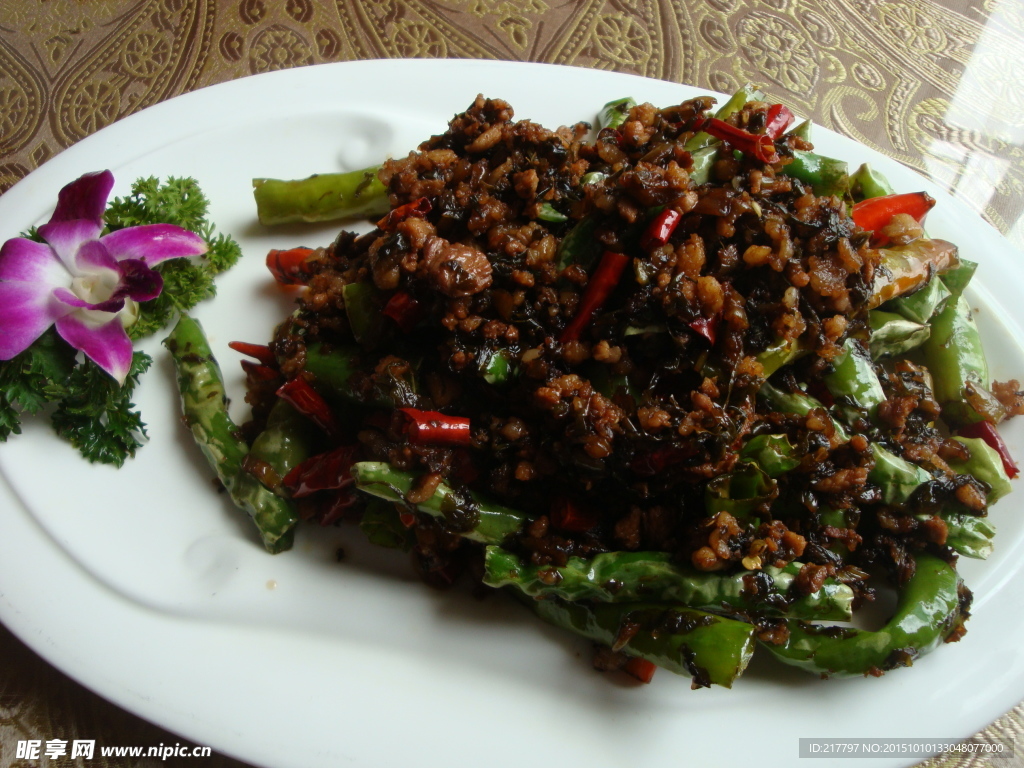 芽菜炒尖椒