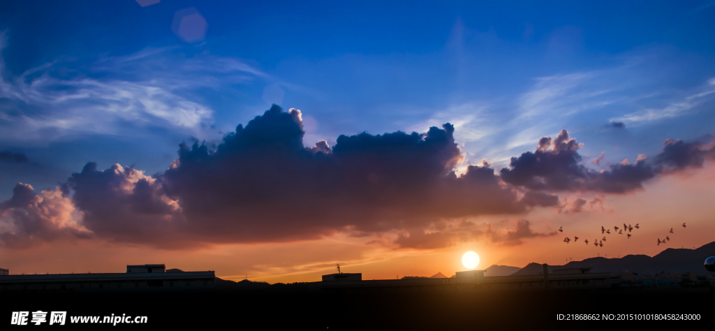 日落余晖夕阳摄影图片