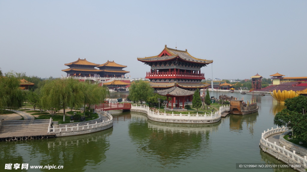 清明上河园