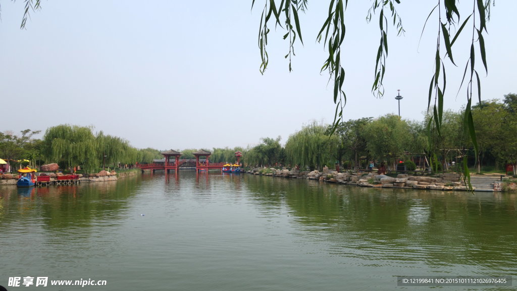 清明上河园