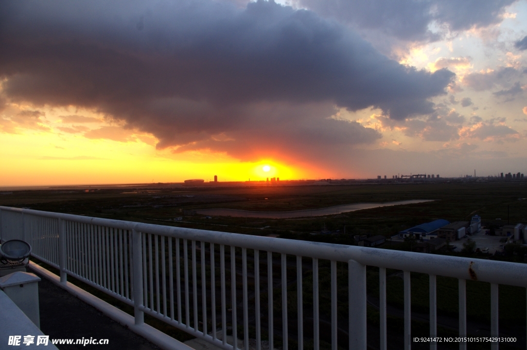 辽河大桥夕阳落日景色