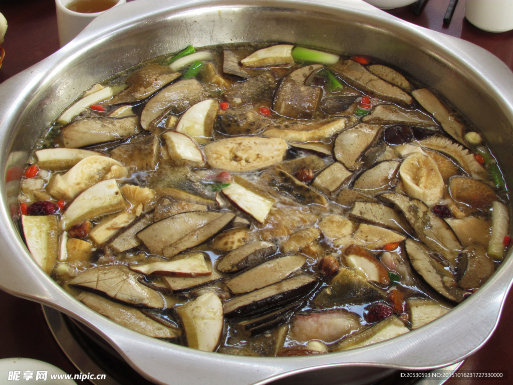 野生菌火锅