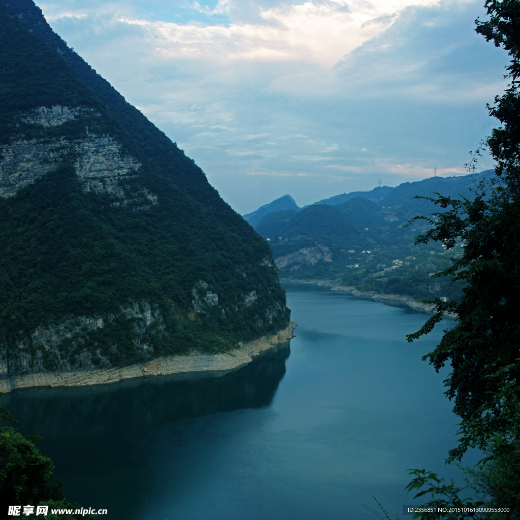 清江风景