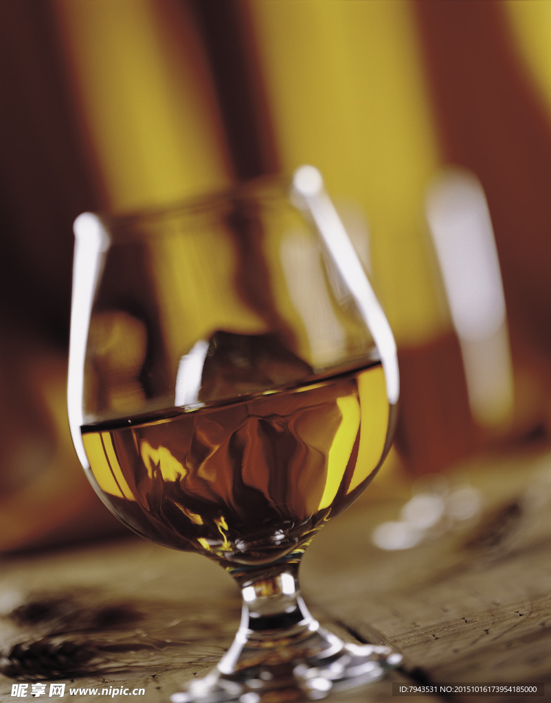 红酒杯