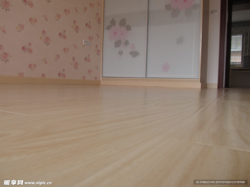 地板