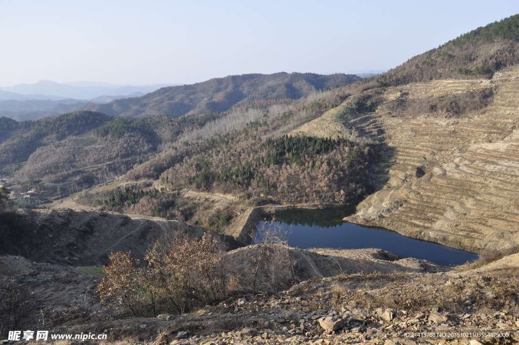 名山大川
