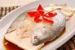 咸黄鱼蒸豆腐