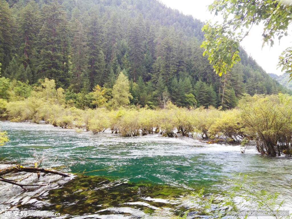 九寨沟山水风光