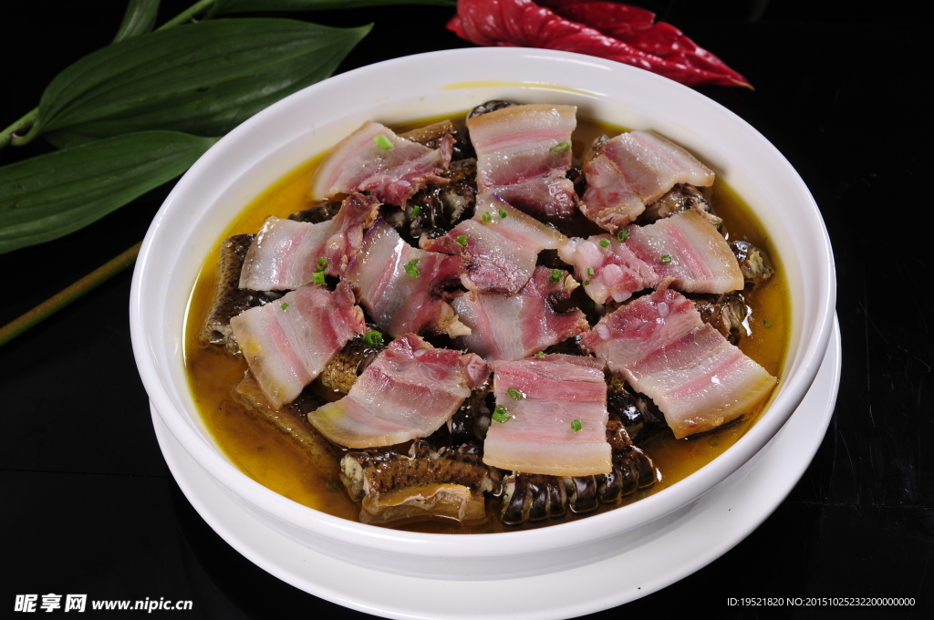 鲜肉蒸黄鳝