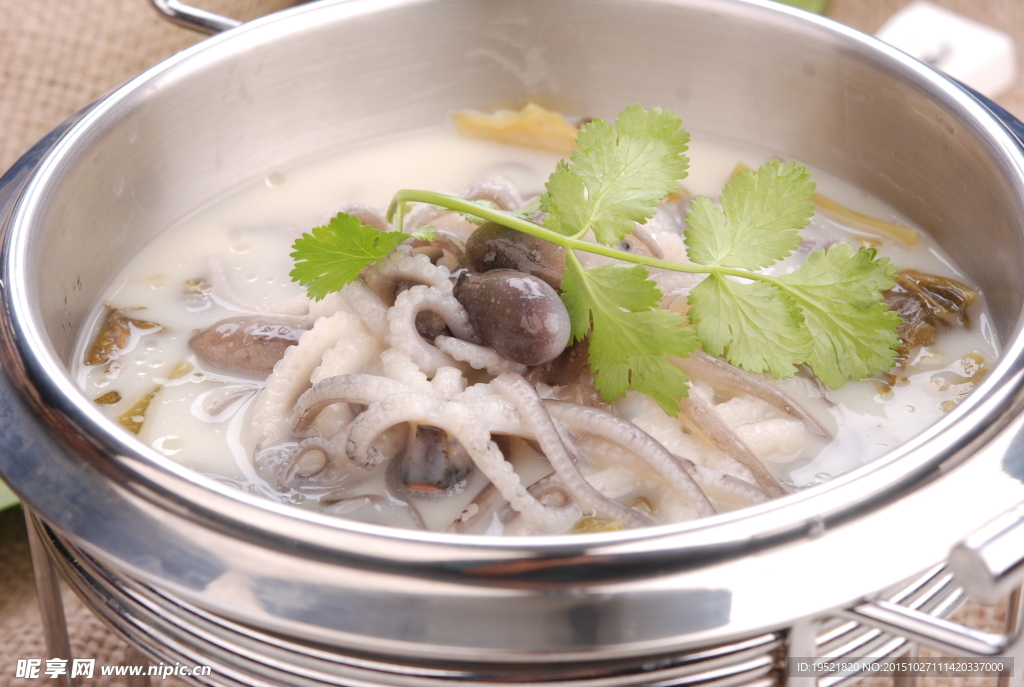 酸菜煮望潮