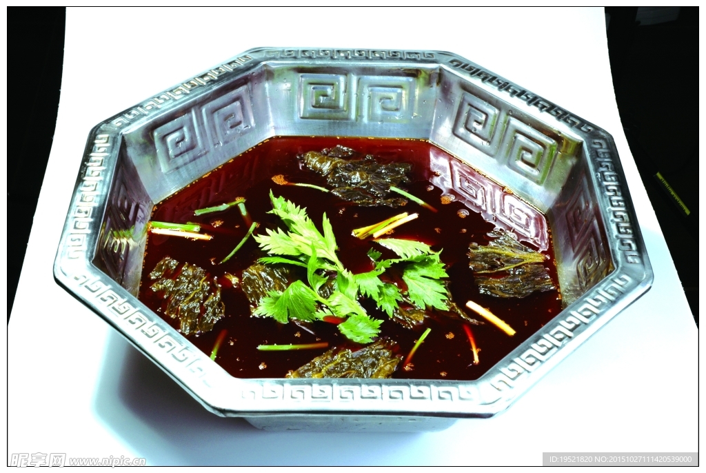黑豆花酸菜锅