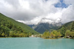 雪山圣湖