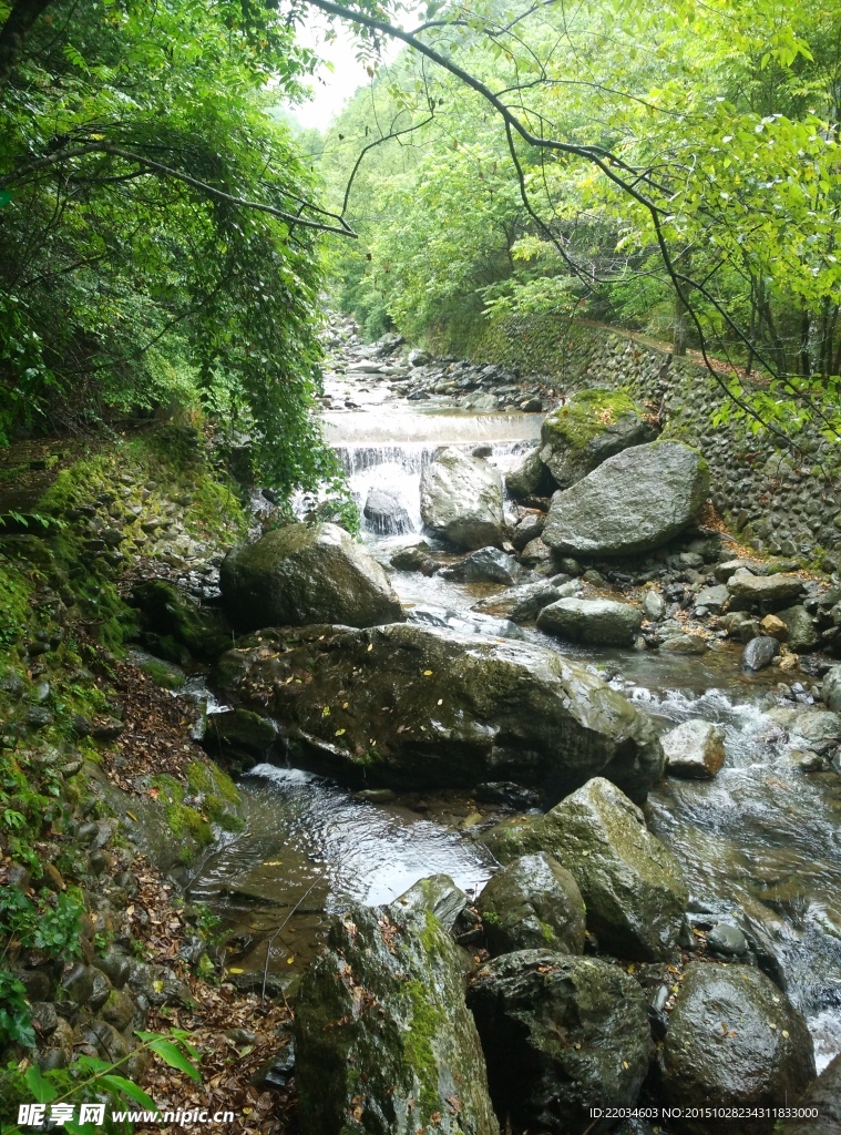 神农架官门山