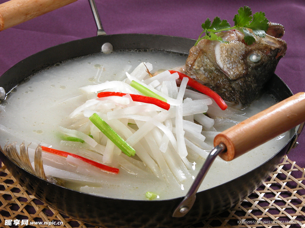 萝卜丝浸鲈鱼