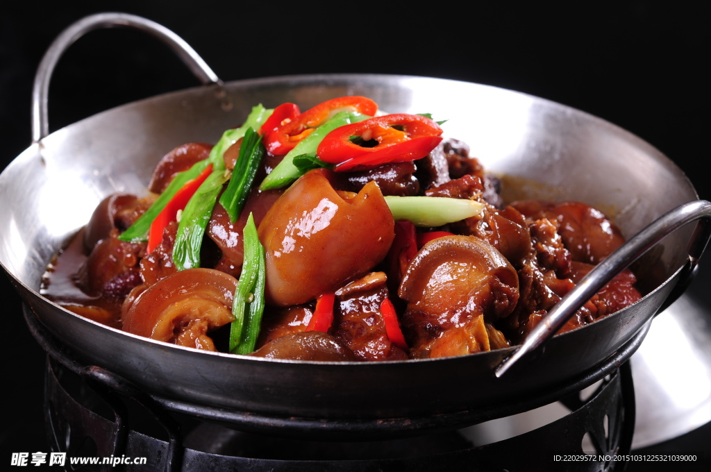 红焖驴肉